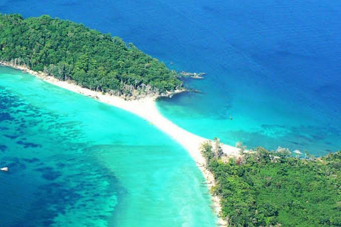 Cinque Island